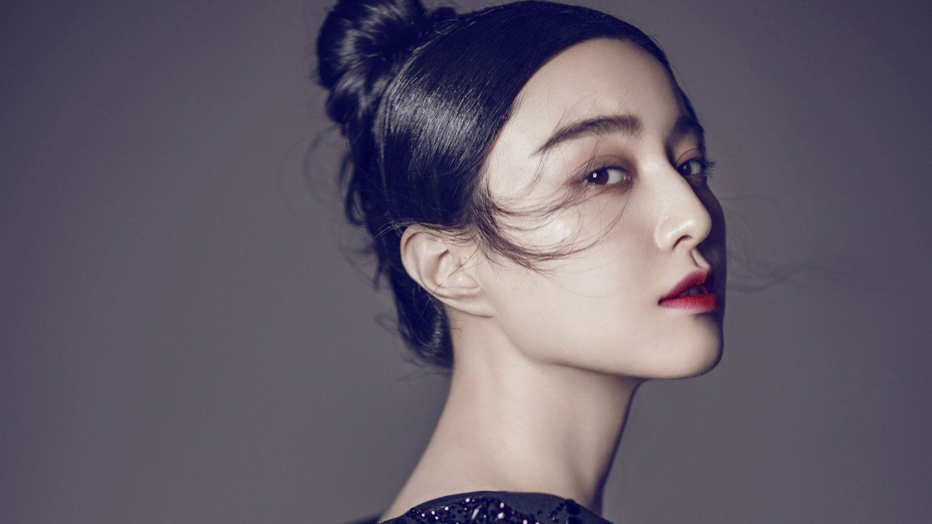 绿茵与焦土,乌克兰战壕中的皇家社会突围战