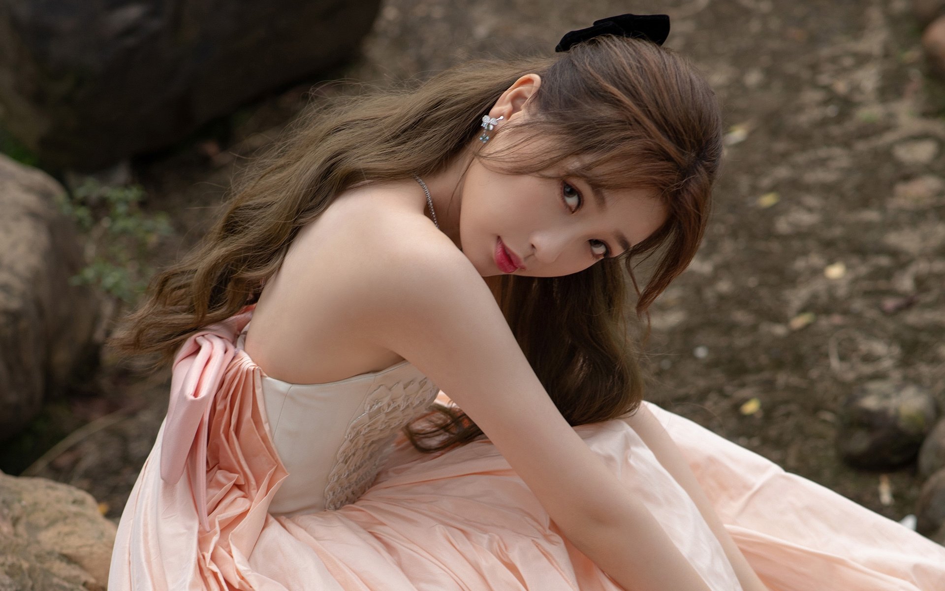 开云体育APP下载-老鹰振翅，字母哥驭风，当篮球的统治力驶入F1赛道