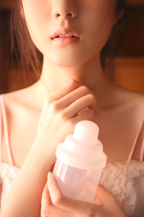 突尼斯横扫马赛，年度焦点之战的辉煌胜利