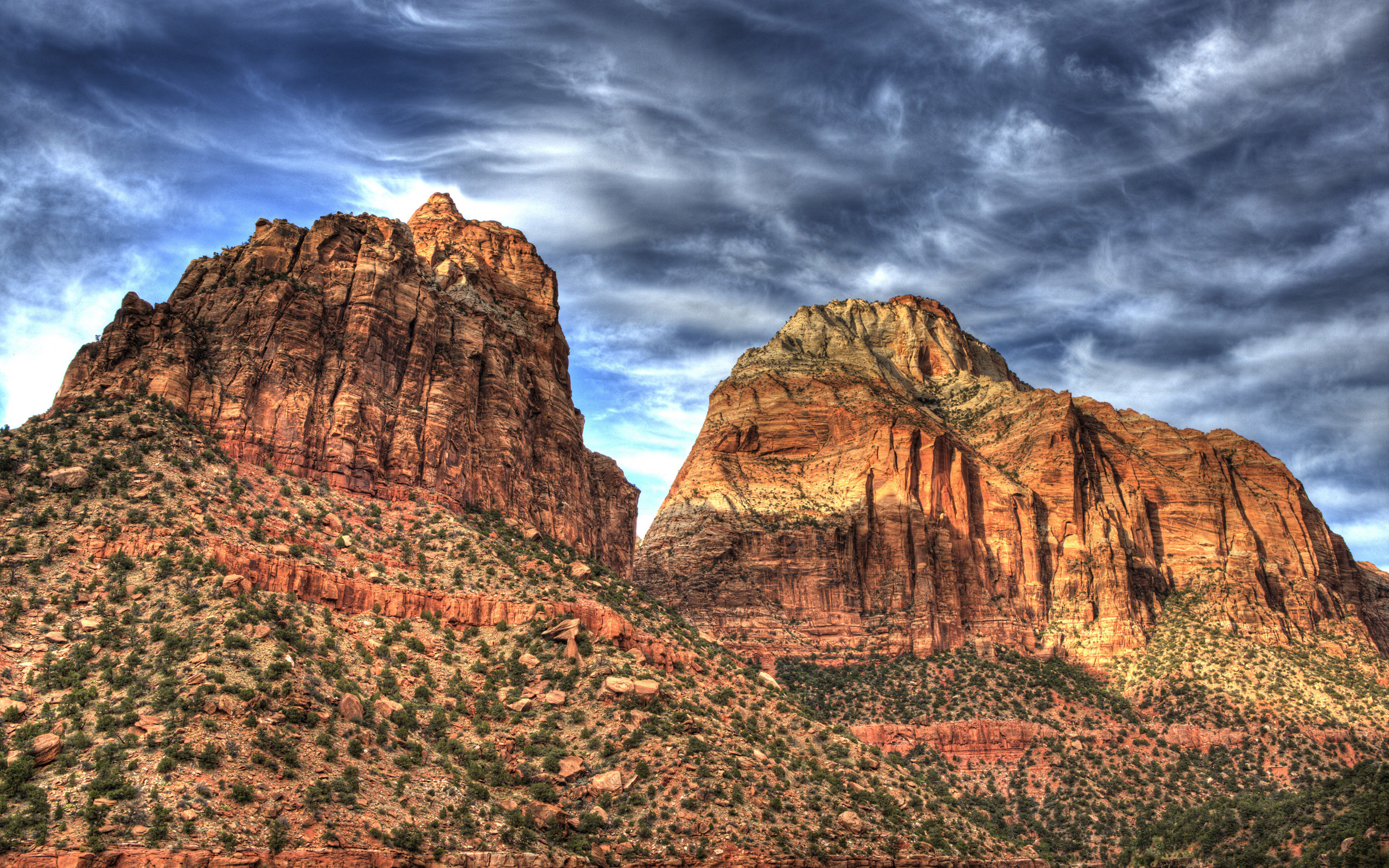 非常有意思，它跳脱了现实足球的框架，构建了一个充满想象力的平行宇宙。这里的关键词唯一性，意味着这场比赛、这个瞬间，在足球历史上是空前绝后的